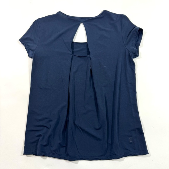 On Cloud Running Active Tee Shirt Breathe Blue Open Back - Picture 2 of 7